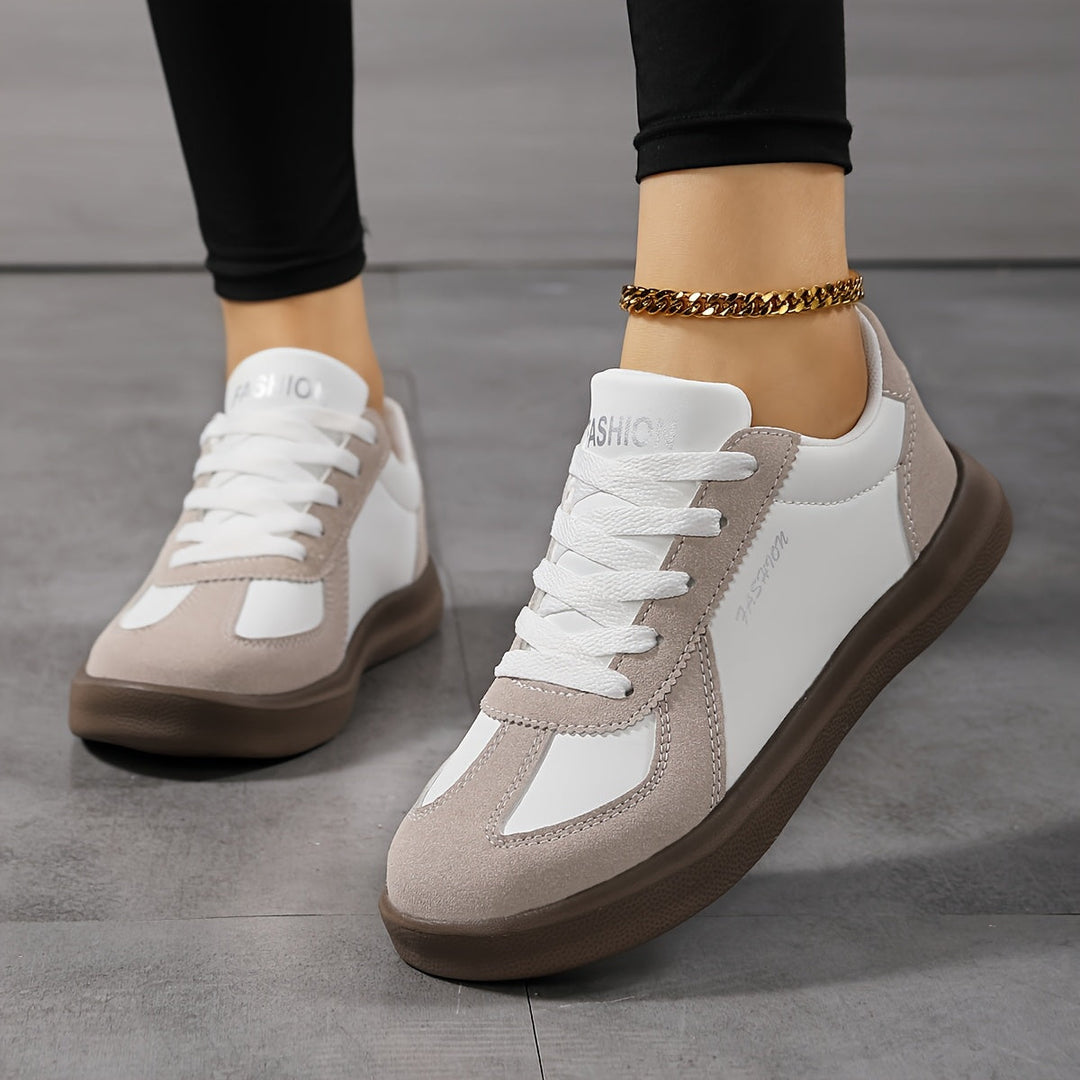 Frances | Hverdags Sneakers med Snøring
