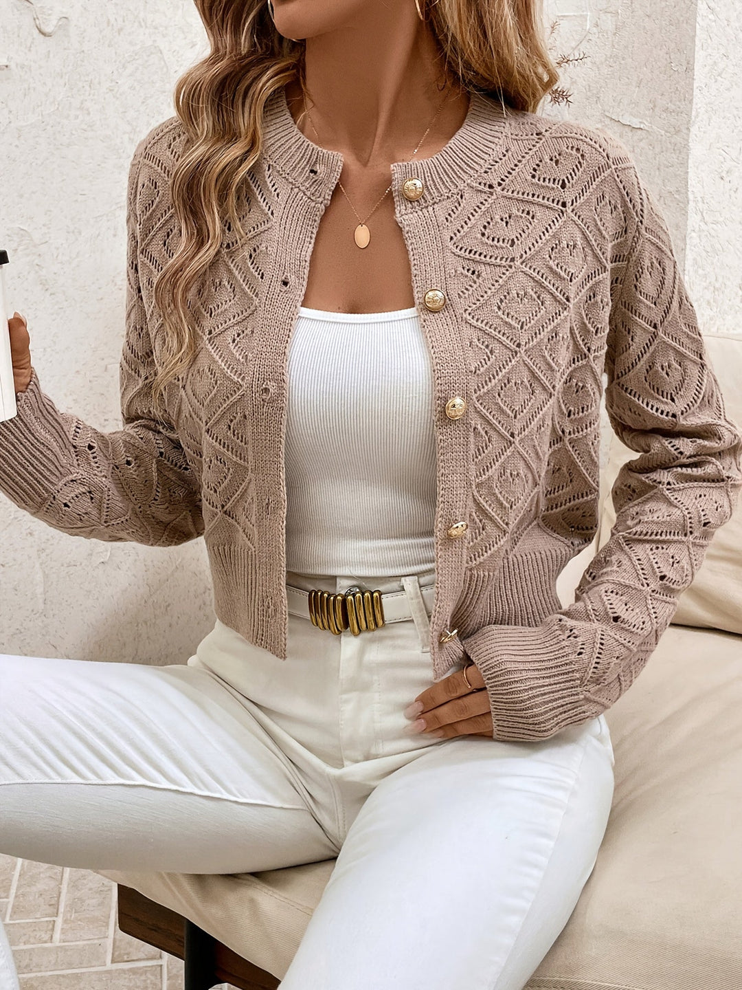 Della | Strukturert knapp-front cardigan