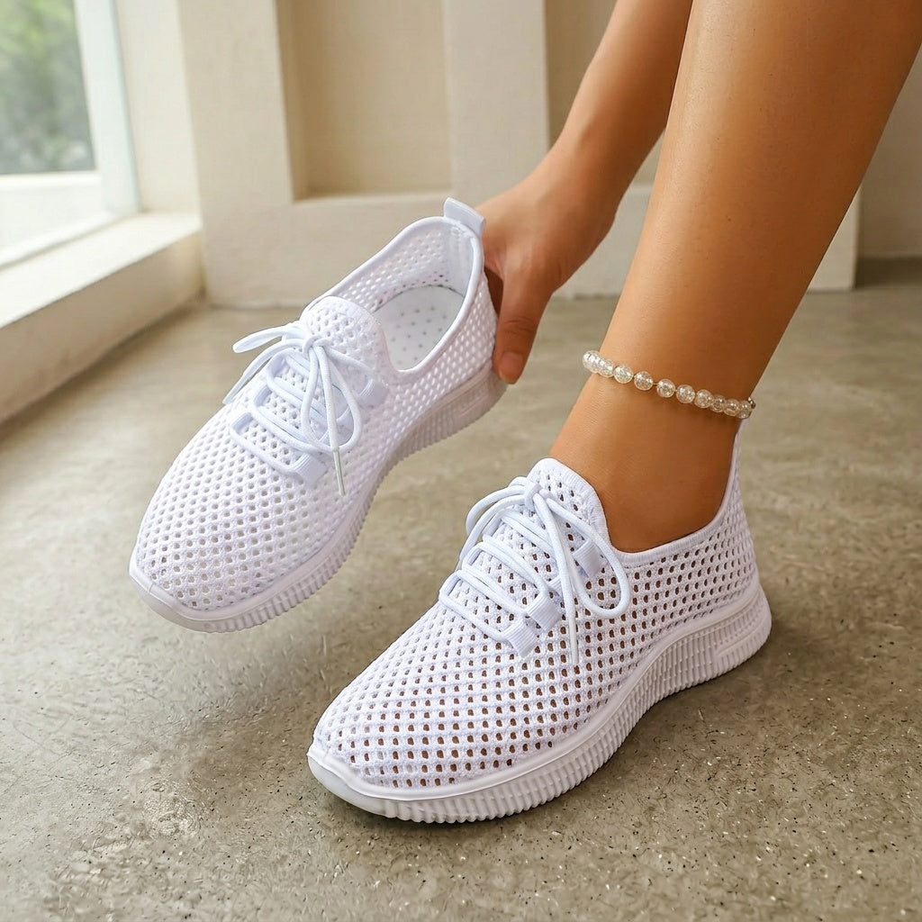 Marina | Luftige Snøresneakers