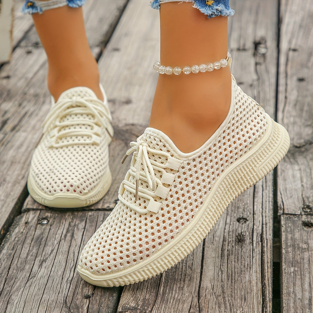Marina | Luftige Snøresneakers
