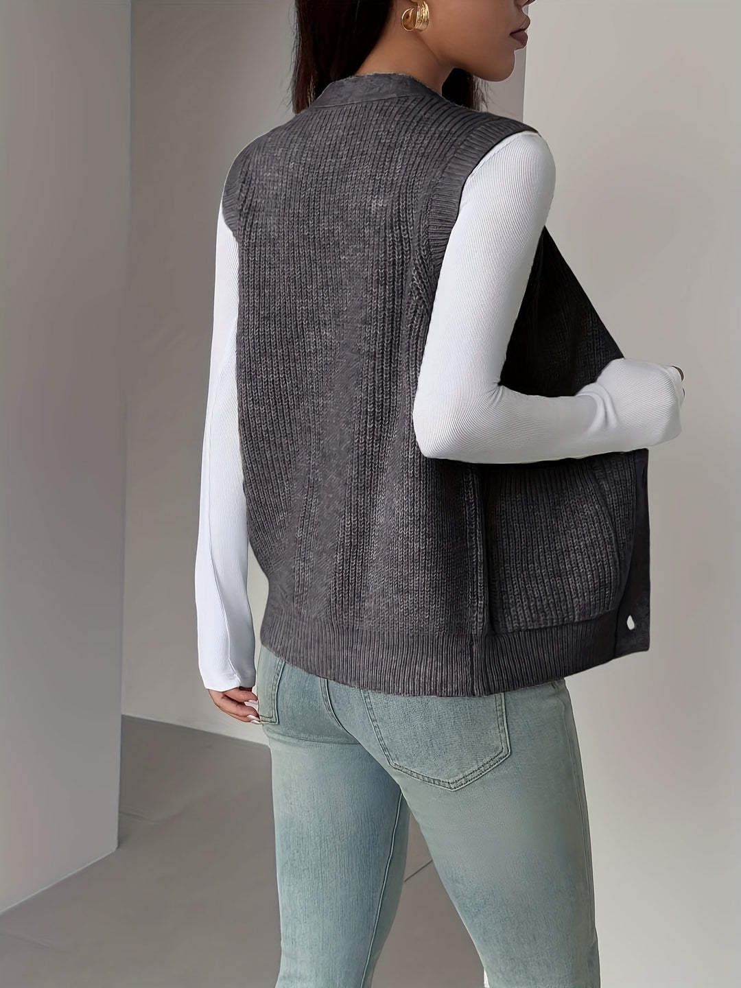Miriam | Knappet V-hals Strikkevest