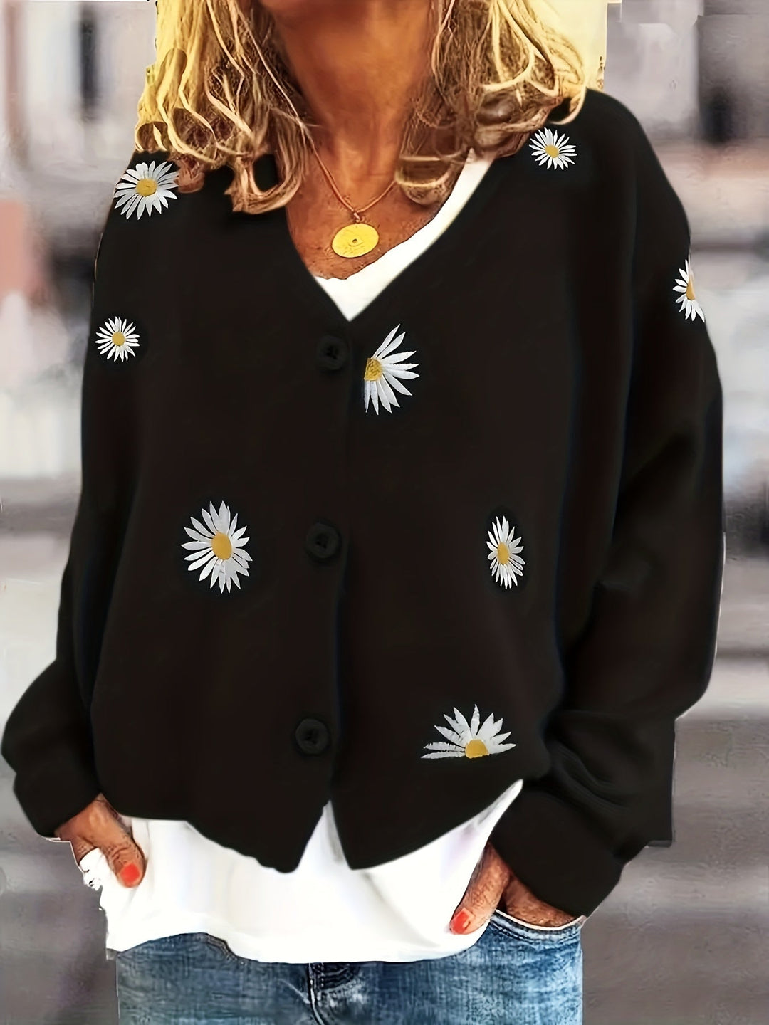 Maribel | Blomsterbrodert Knappecardigan