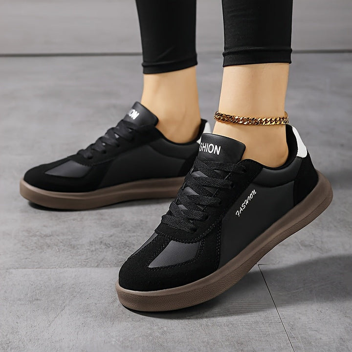 Frances | Hverdags Sneakers med Snøring
