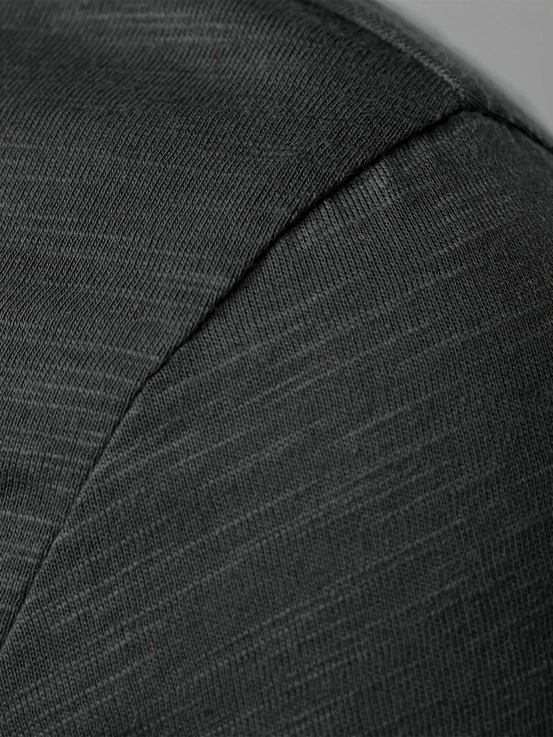 Dalton | Klassisk Henley med Knappelukking