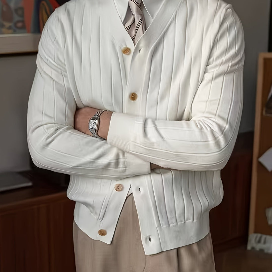 Arthur | Ribbestrikket Cardigan med Knappestolpe