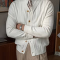 Arthur | Ribbestrikket Cardigan med Knappestolpe
