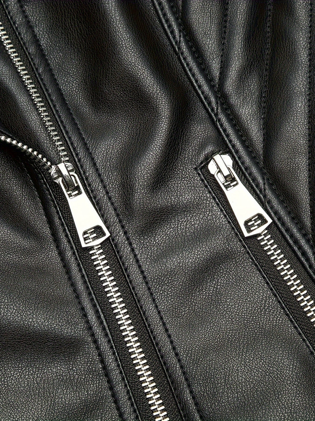 Mabel | Skulpturert Zip-Front Moto Jakke