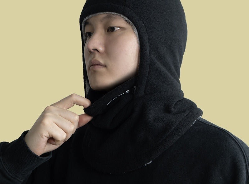 Fleecehette med ansiktsmaske og halsvarmer
