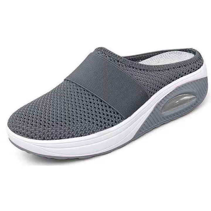 Sandra | Pustende Ortopedisk Slip-On Sandal