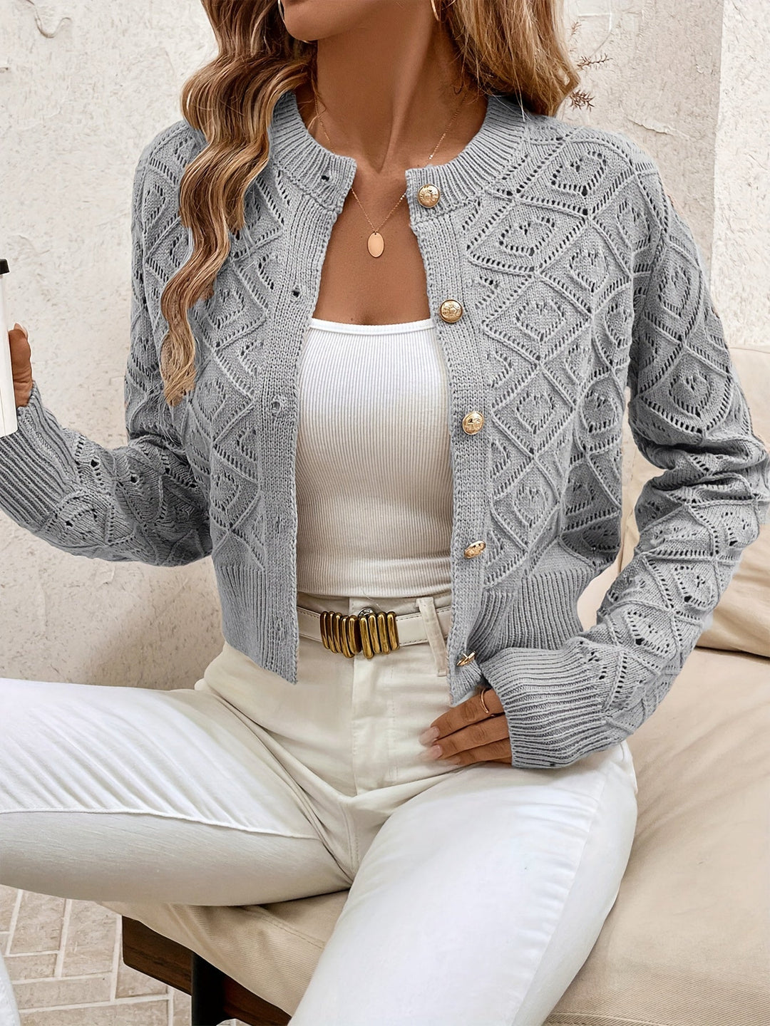 Della | Strukturert knapp-front cardigan