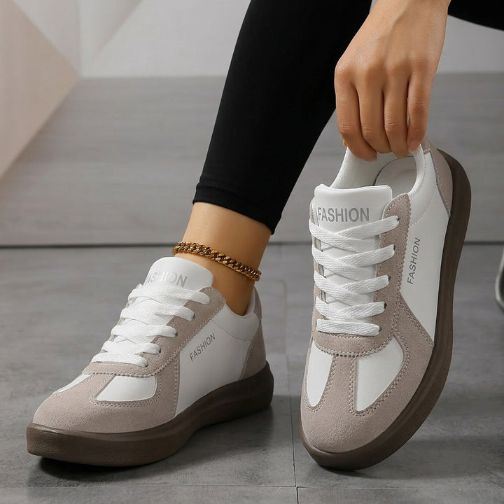 Frances | Hverdags Sneakers med Snøring