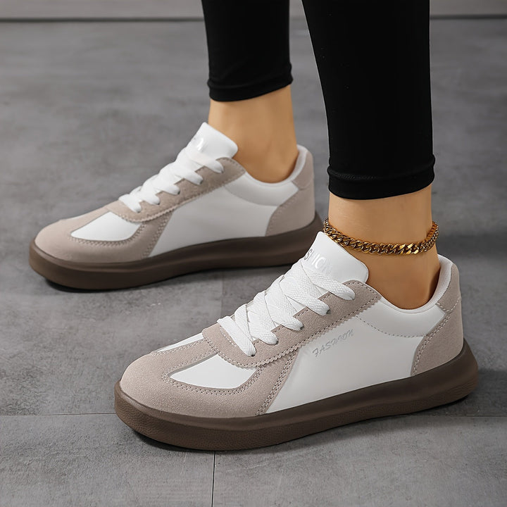 Frances | Hverdags Sneakers med Snøring
