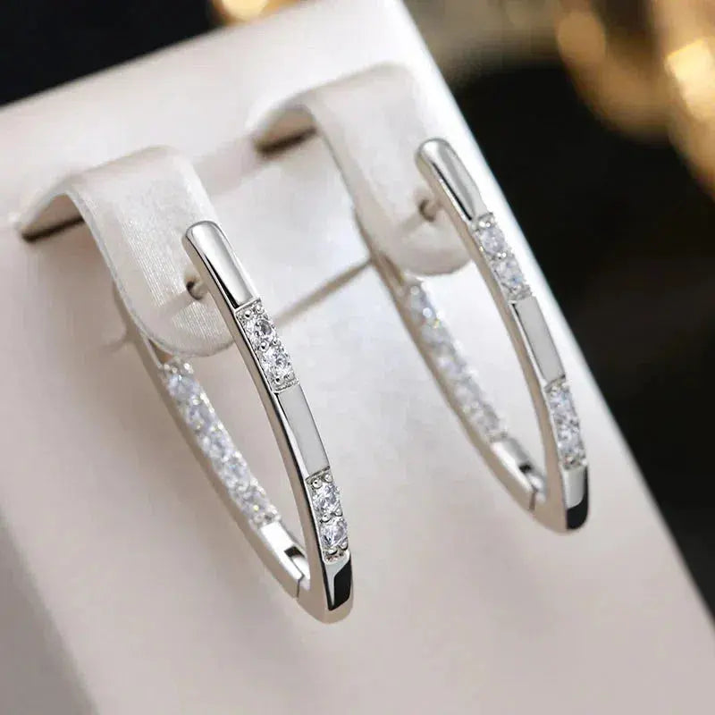 Anita | Elegante øredobber med kubisk zirkonia sten