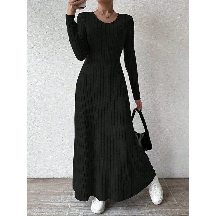 Willa | Ribbestrikket maxikjole med lange ermer